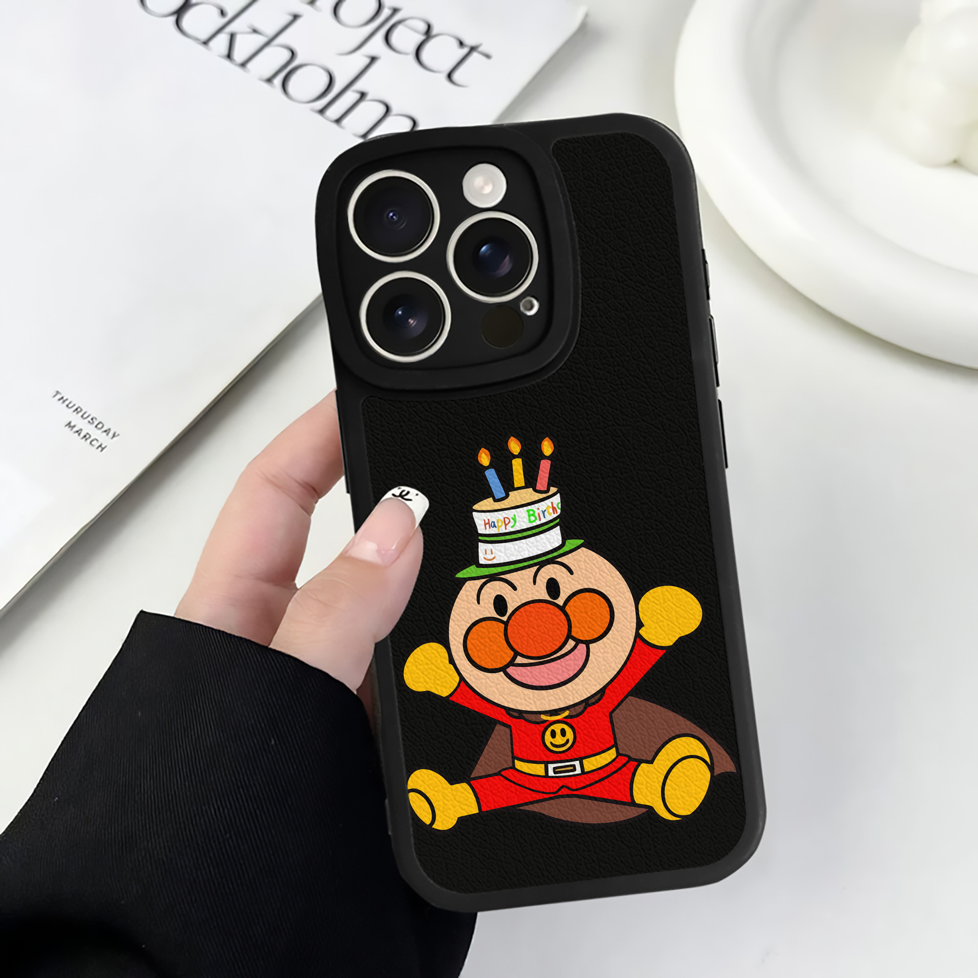 （画像用） アンパンマン Anpanman 【iPhone 16シリーズ対応】シリコンスマホケース（レザー調） 材質：シリコン